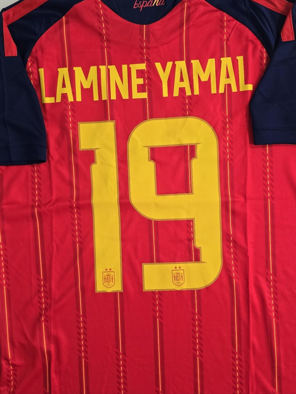 Spain Youth Lamine Yamal #19 Soccer Jersey - Red & Yellow
